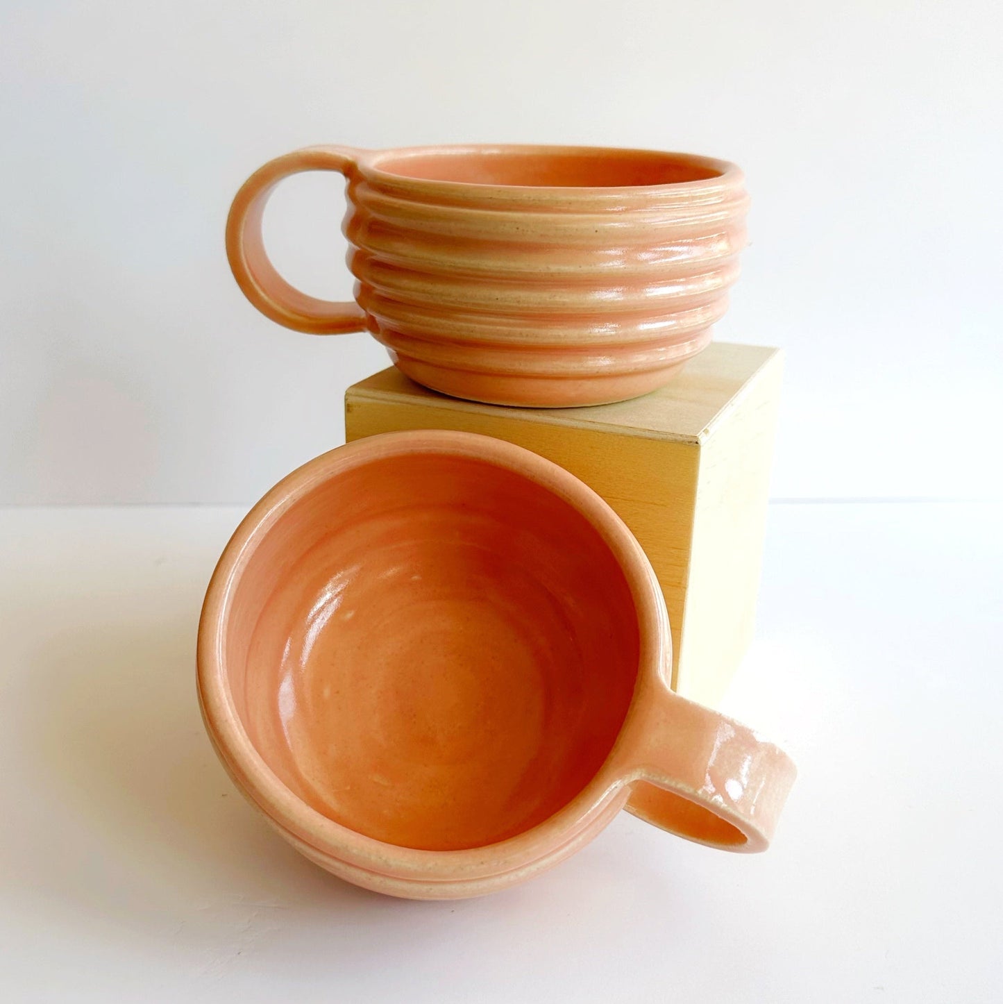 HUNNY MUGS Peach (set of two)