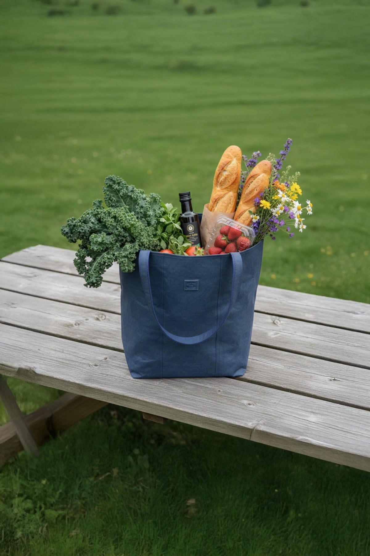 Iconic Shopper with Inner Pocket-1